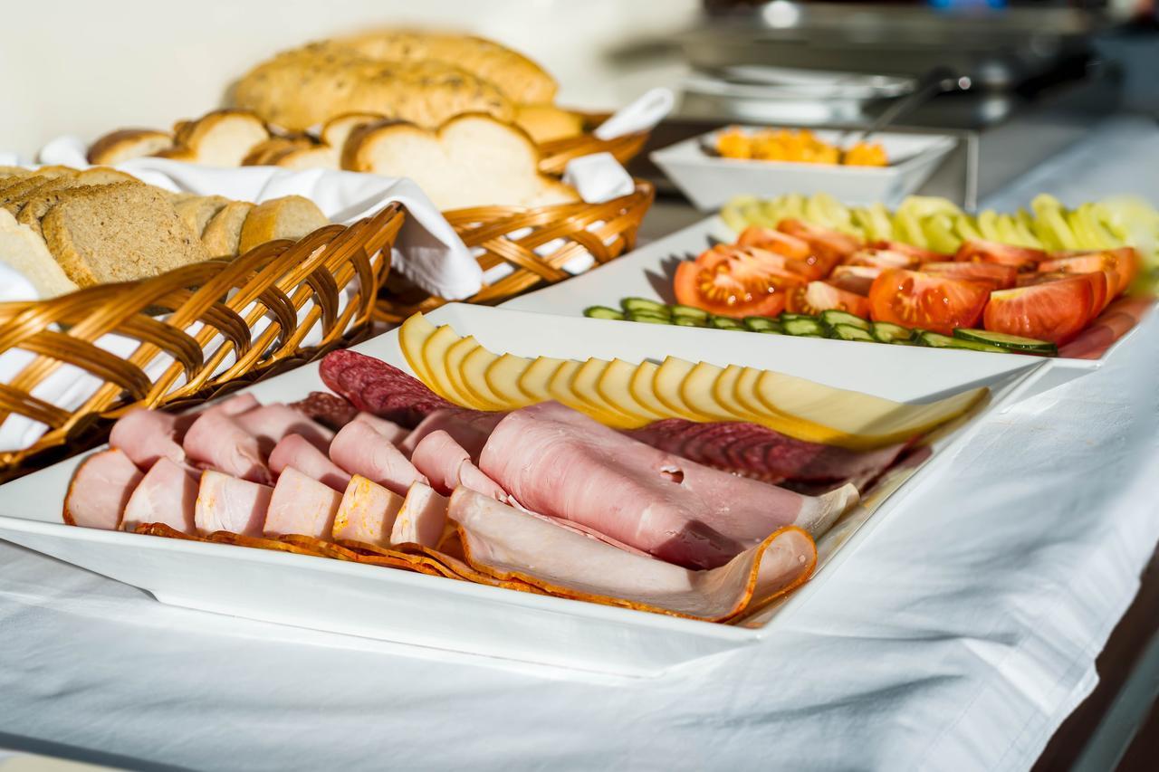 Hotel Villa Bianca Liptovský Mikuláš Екстериор снимка